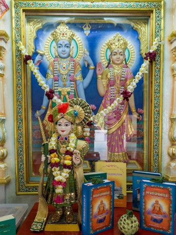 Dar es Salaam Temple Murti Darshan