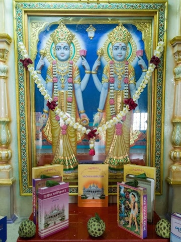Dar es Salaam Temple Murti Darshan
