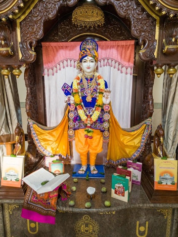 Dar es Salaam Temple Murti Darshan