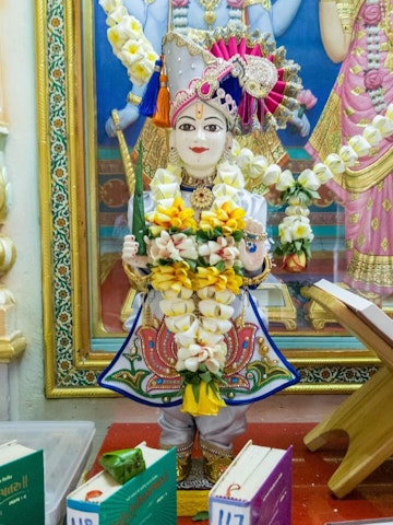 Dar es Salaam Temple Murti Darshan