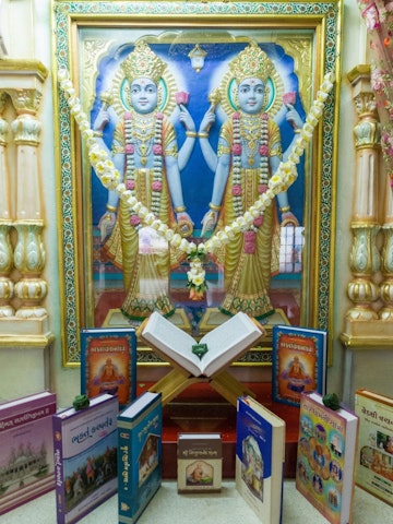 Dar es Salaam Temple Murti Darshan