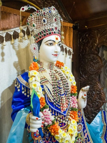 Dar es Salaam Temple Murti Darshan