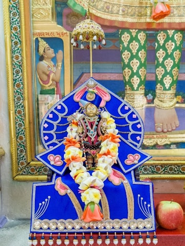 Dar es Salaam Temple Murti Darshan