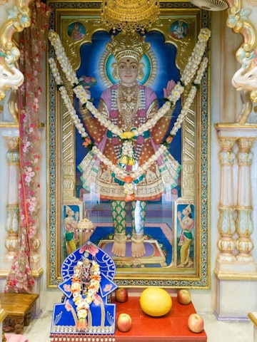 Dar es Salaam Temple Murti Darshan