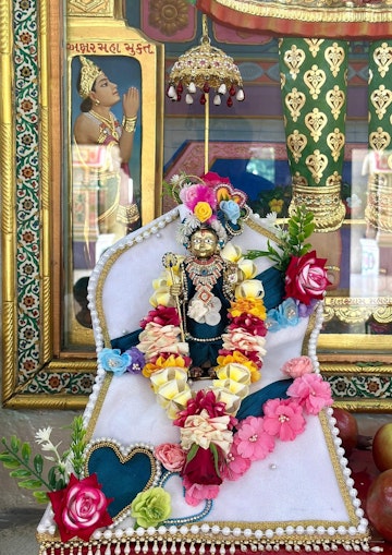 Dar es Salaam Temple Murti Darshan