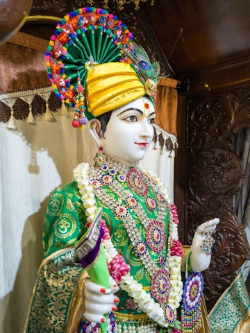 Dar es Salaam Temple Murti Darshan