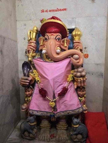 Dholka Temple Murti Darshan