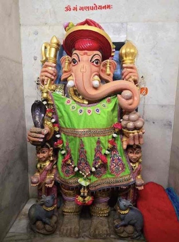 Dholka Temple Murti Darshan