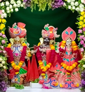 Dholka Temple Murti Darshan
