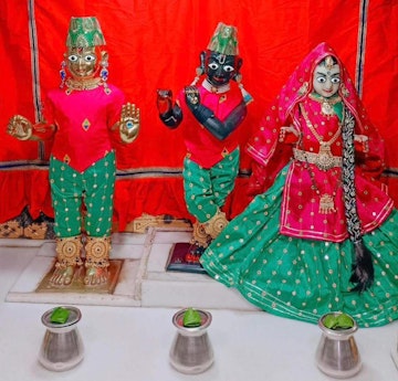 Dholka Temple Murti Darshan