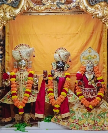 Dholka Temple Murti Darshan