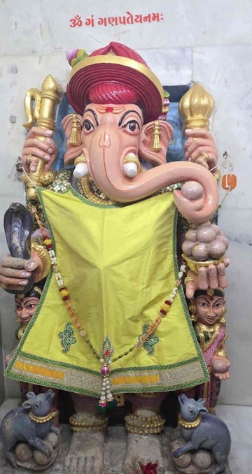 Dholka Temple Murti Darshan