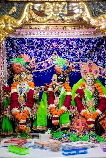 Dholka Temple Murti Darshan