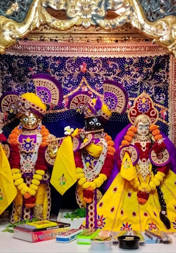 Dholka Temple Murti Darshan