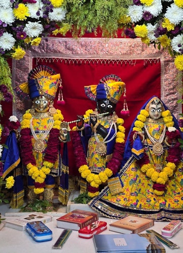 Dholka Temple Murti Darshan