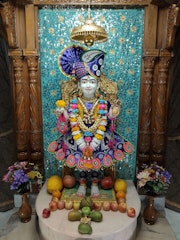 East London Temple Murti Darshan