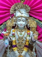 East London Temple Murti Darshan