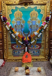 East London Temple Murti Darshan