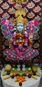 East London Temple Murti Darshan