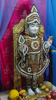East London Temple Murti Darshan