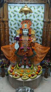 East London Temple Murti Darshan