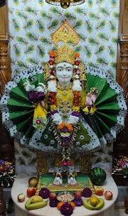 East London Temple Murti Darshan