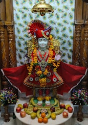 East London Temple Murti Darshan