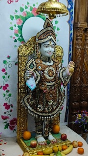 East London Temple Murti Darshan