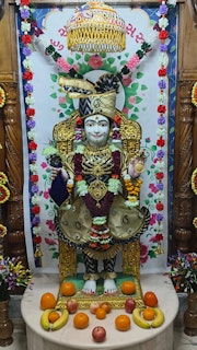 East London Temple Murti Darshan