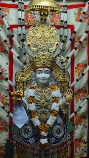 East London Temple Murti Darshan