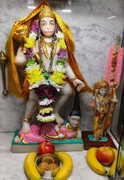 East London Temple Murti Darshan