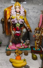 East London Temple Murti Darshan