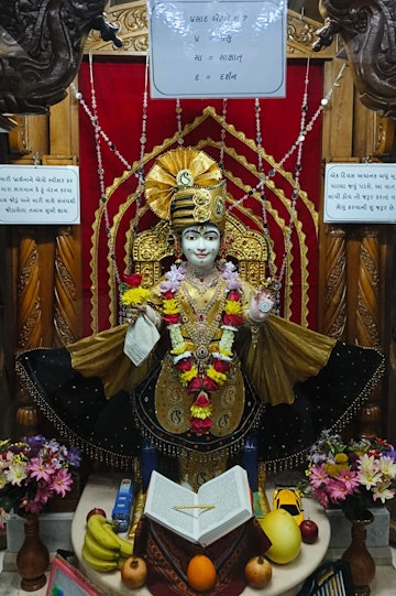 East London Temple Murti Darshan