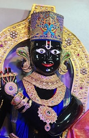 Gadhada Temple Murti Darshan