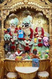 Gadhada Temple Murti Darshan