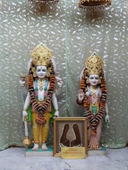 Gatwick Temple (ISSO) Murti Darshan