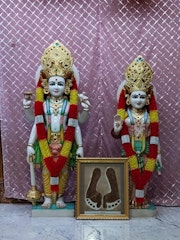 Gatwick Temple (ISSO) Murti Darshan