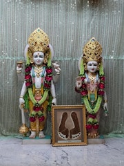 Gatwick Temple (ISSO) Murti Darshan