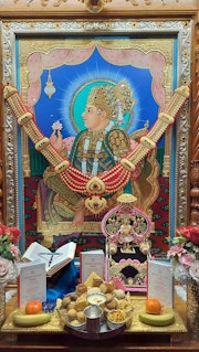 Harrow Temple Murti Darshan