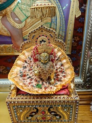Harrow Temple Murti Darshan