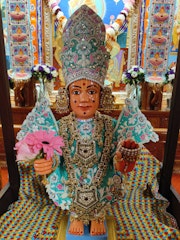 Harrow Temple Murti Darshan