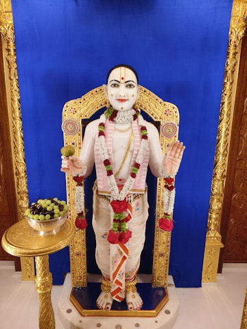 Harrow Temple Murti Darshan