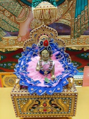 Harrow Temple Murti Darshan