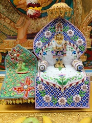 Harrow Temple Murti Darshan
