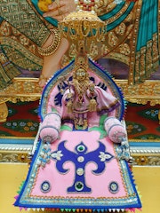 Harrow Temple Murti Darshan