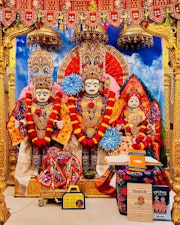 Jetalpur Temple Murti Darshan