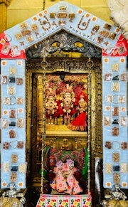 Jetalpur Temple Murti Darshan