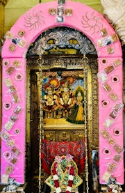 Jetalpur Temple Murti Darshan