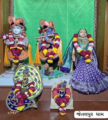 Jetalpur Temple Murti Darshan
