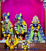 Jetalpur Temple Murti Darshan